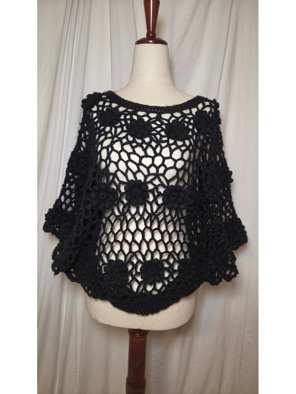 Y2k vintage Forever21 black crotchet top size m/l